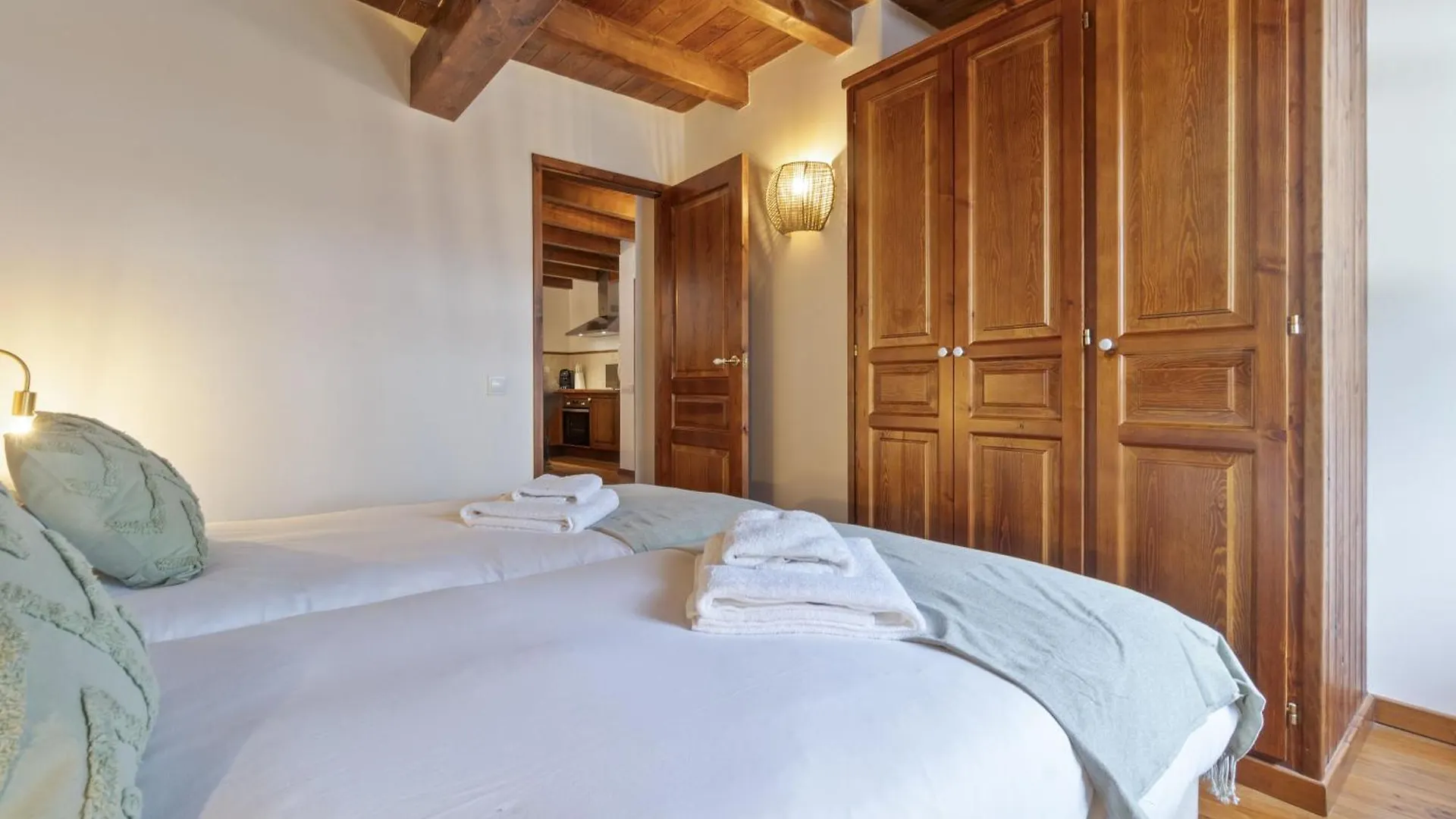 Apartment Luderna - Apartamento Con Terraza Rouche Arties Spain