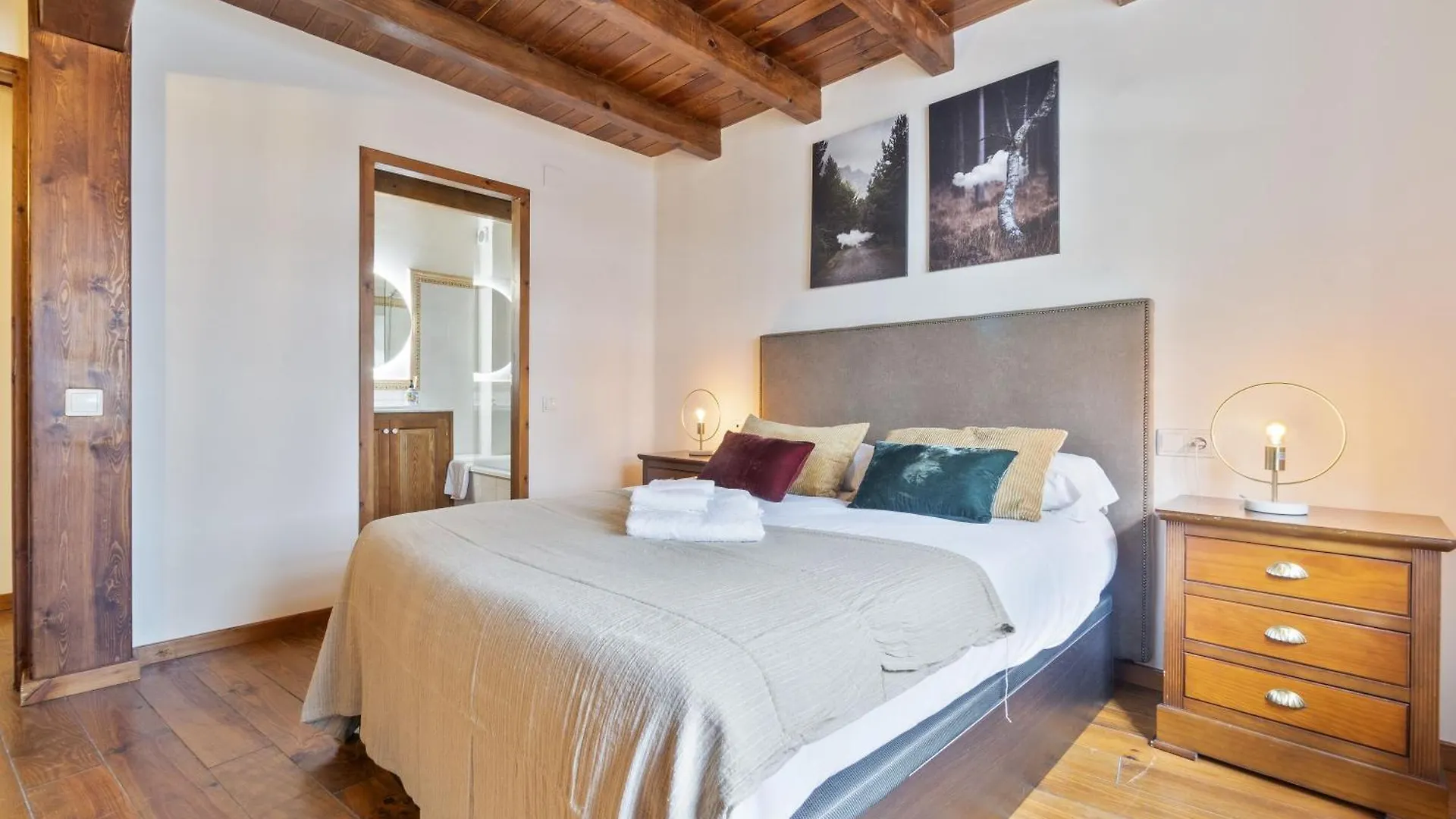Luderna - Apartamento Con Terraza Rouche Arties 0*,  Spain