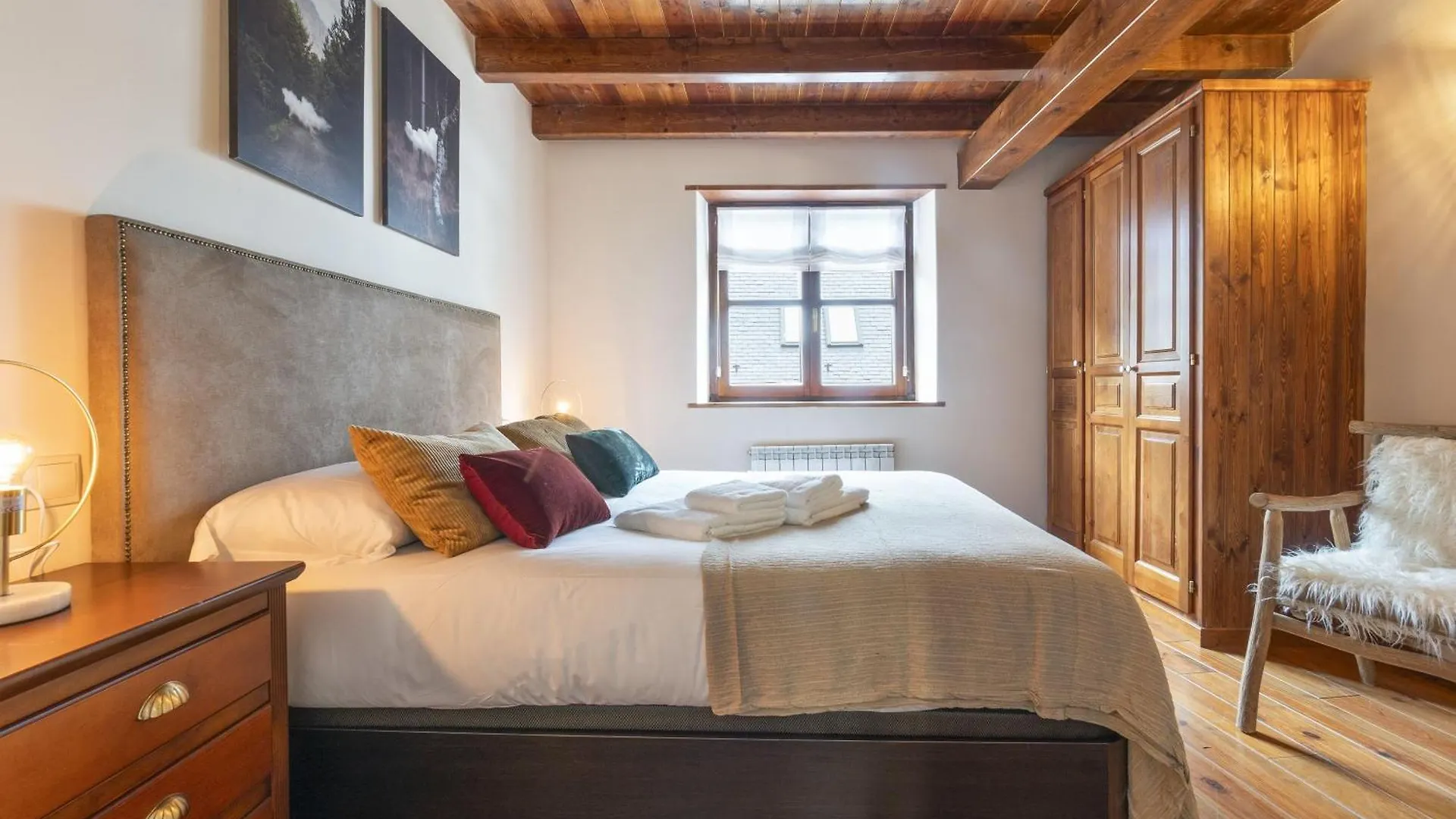 Apartment Luderna - Apartamento Con Terraza Rouche Arties Spain