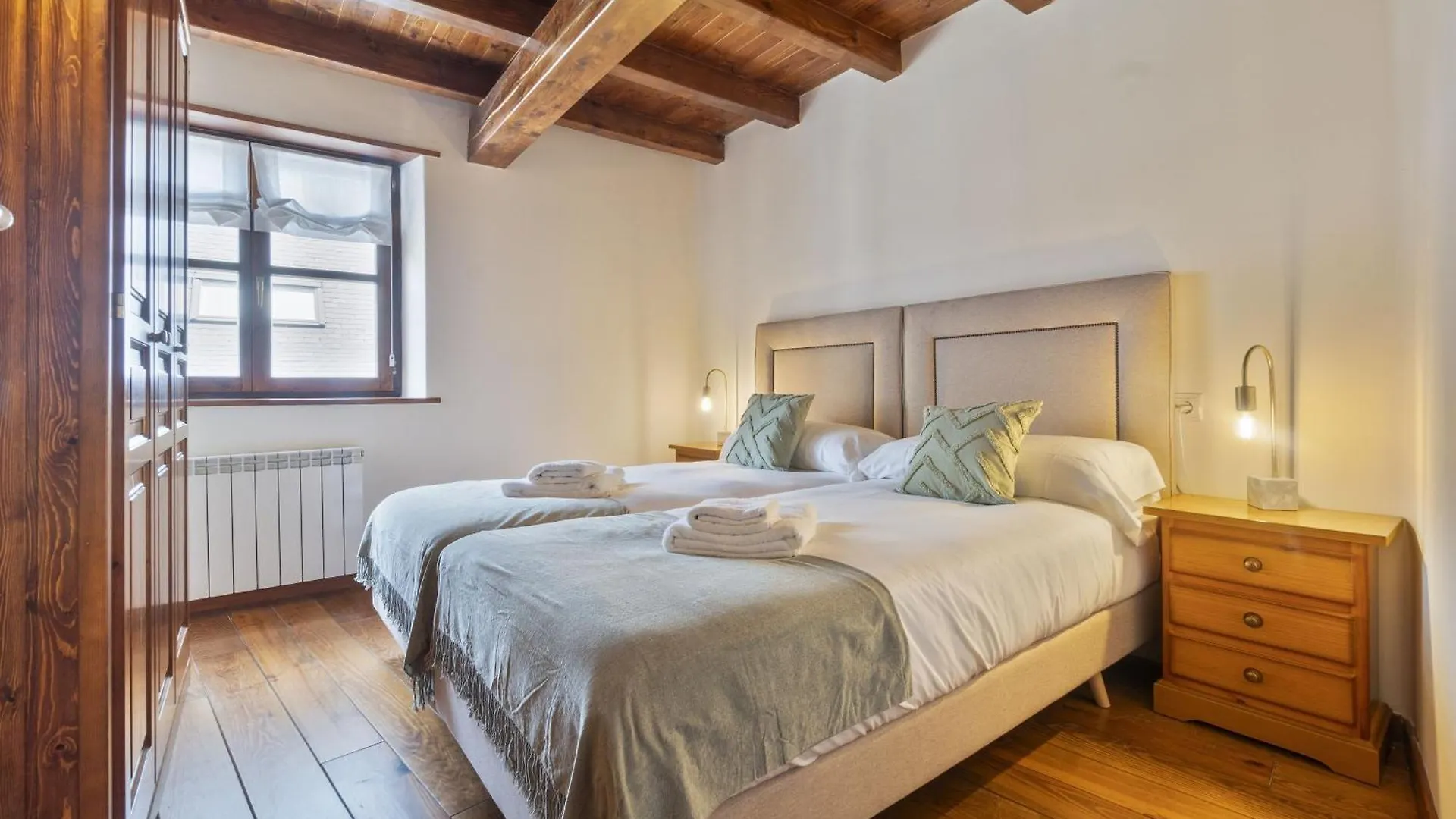 Luderna - Apartamento Con Terraza Rouche Arties