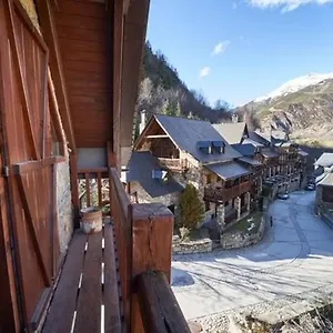 3 Bedrooms With Locker And Parking At Baqueira-beret Arties